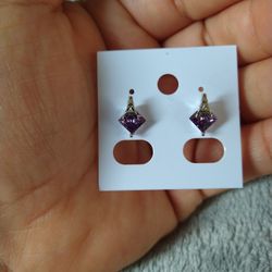 Gold Plated Earrings/Aretes De Oro Laminado