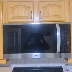 Lg  microwave