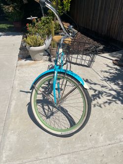 Retro Beach Cruiser