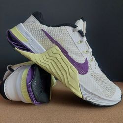 Nike Metcon 7 Training Shoes White Purple Women Size 9 – Good Condition