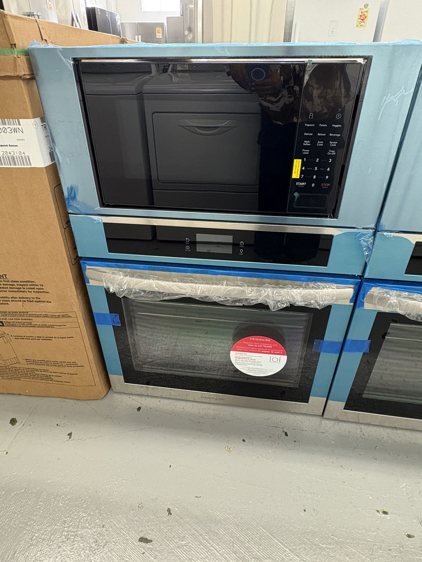 Frigidaire 30 in. Electric Wall Oven with Built-In Microwave with Fan Convection in Stainless Steel