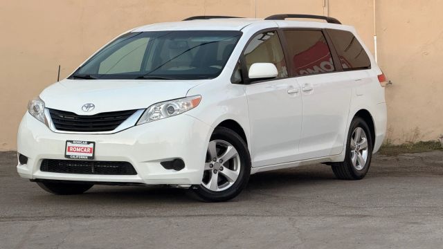 2014 Toyota Sienna