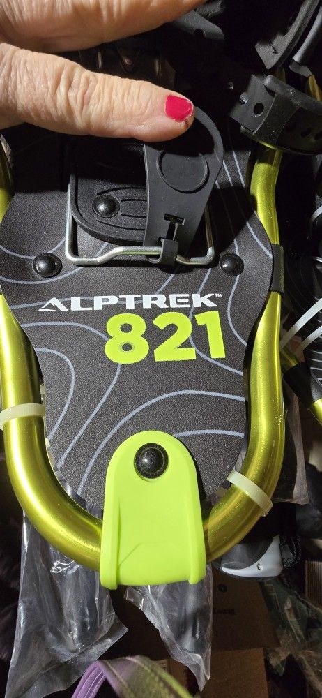 Alptrek Snowshoe Set - NEW
