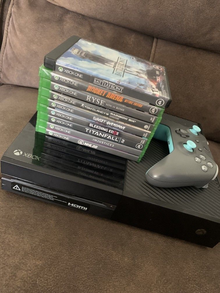 Xbox One With 9 Games 1 Controller
