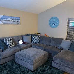 Gray Sectional (Fabric)