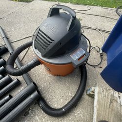 Vacuum 6 Gallons 
