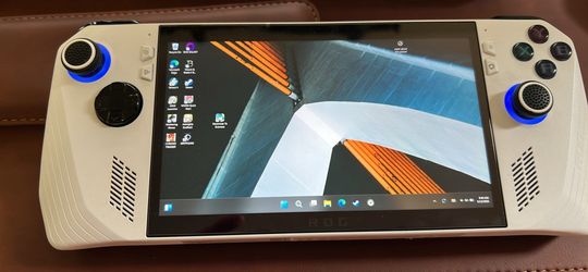 Asus ROG Ally Z1 Extreme 2Tb SSD 16gb RAM