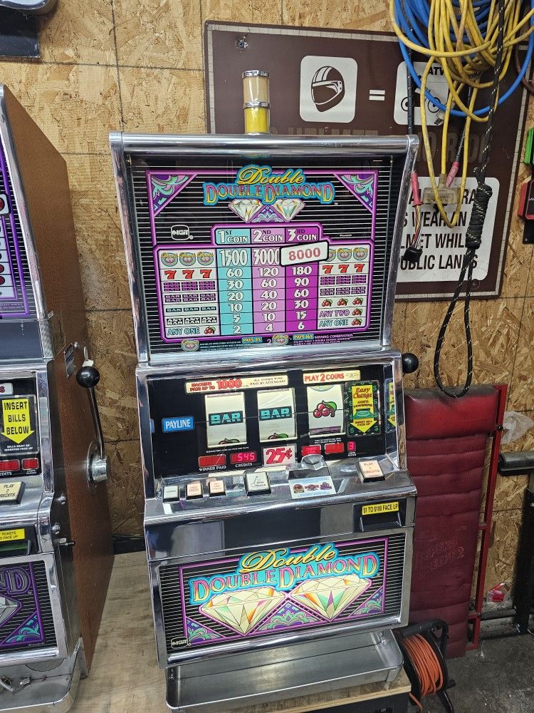 IGT SLOT MACHINE (Double Double Diamond)