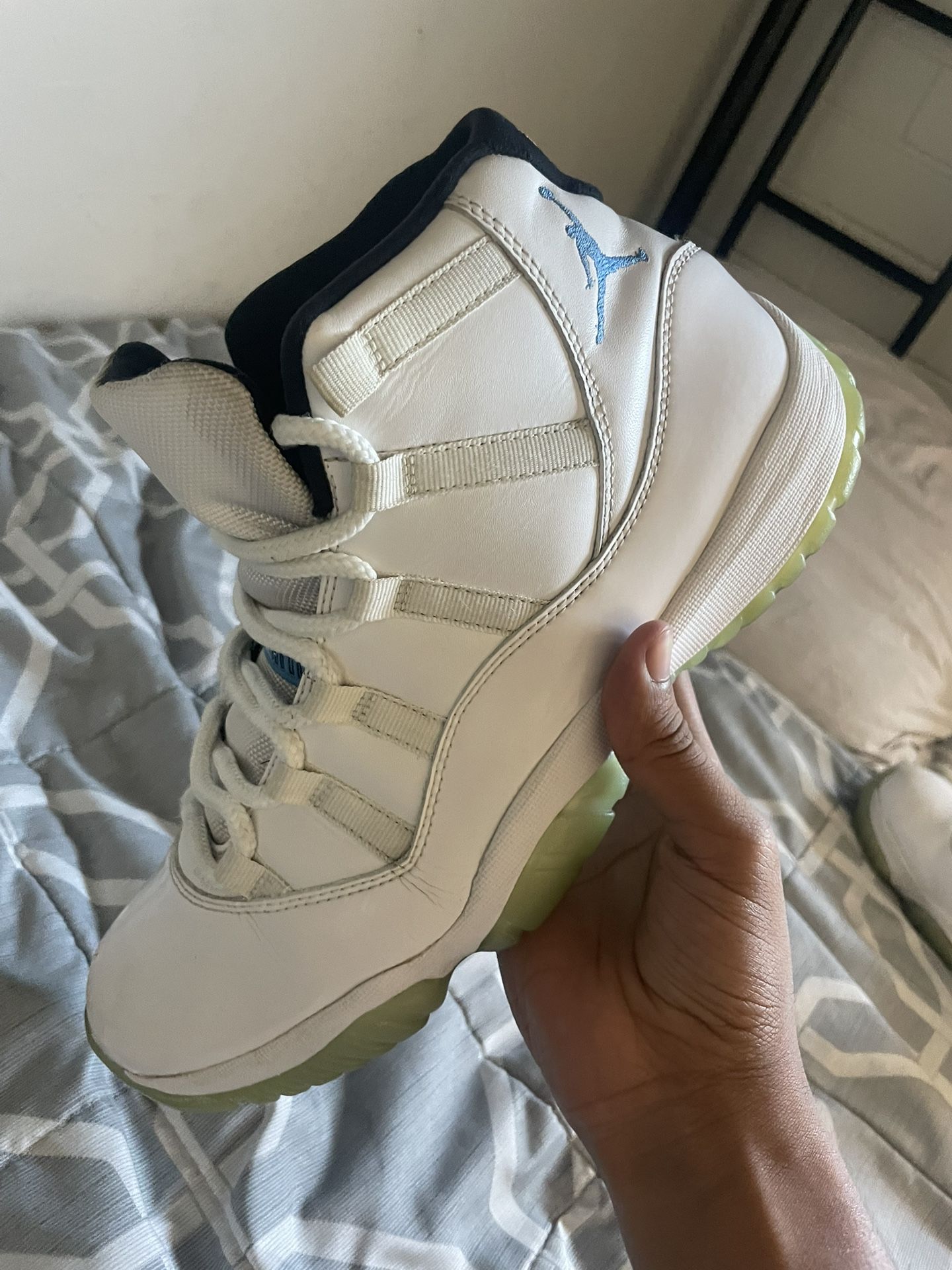 Jordan 11 legend blue 2014