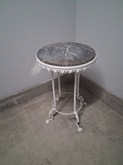 Vintage Wrought Iron Side Table with Marble Top – Ornate Scroll Legs