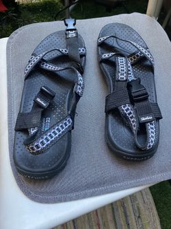 Sketchers sandals, Size 8 mens ,10 W