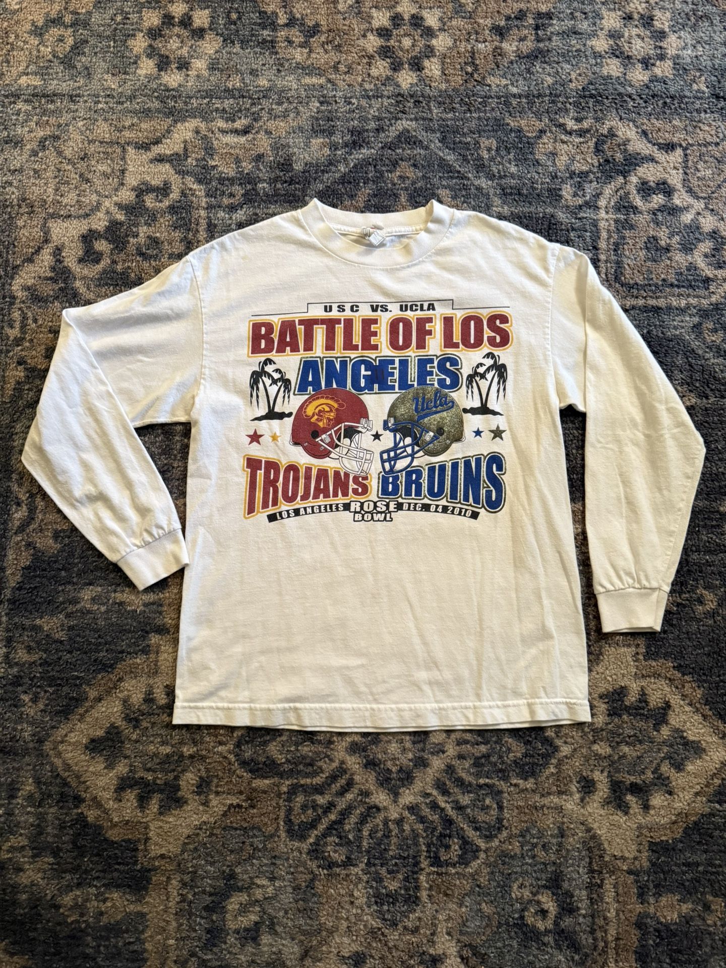 Battle of LA Tee (UCLA vs USC)