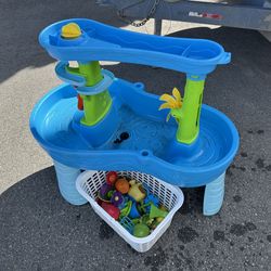 Kids Water Table with Toys
