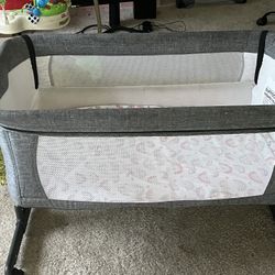 Infant Bassinet 