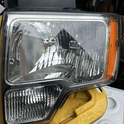 Ford F150 Driver Side Headlight Oem 
