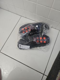 Nike mind  slide 001 size 11