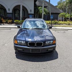 2000 BMW 323i