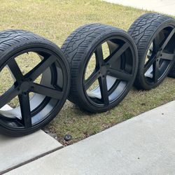 22’ ROHANA WHEELS STAGGERED 