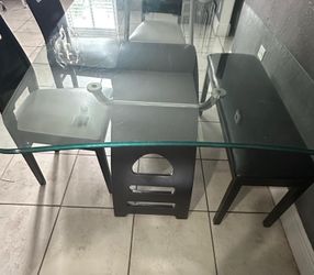 Juego de comedor / Dinner table