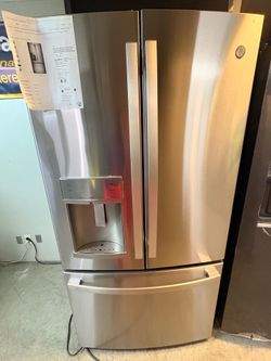 Ge profile 22cu ft refrigerator