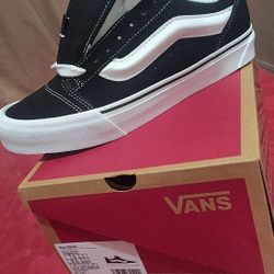 KNU SKOOL VANS