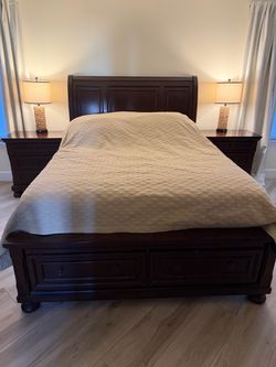 Full Bedroom Set!