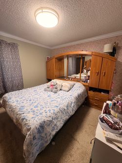 Solid Wood Queen Bedroom Set