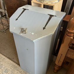 Vintage Trash Bin Holder