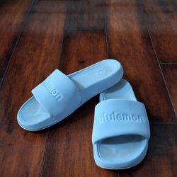 Lululemon Restfeel Slides Women’s 9 Light Blue Recovery Sandals Athleisure
