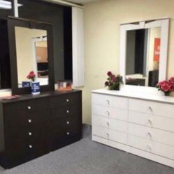 Dresser mirror/ cajonera con espejo