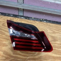 16-17 Honda Accord Left Side Inner Taillight OEM 