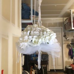Wedding Hanging Display Whit Flowers