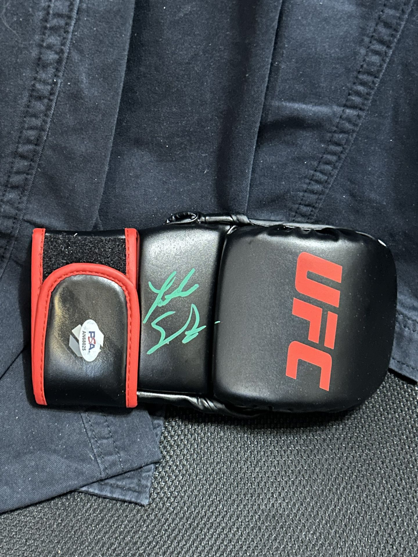 Tatiana Suarez UFC Glove PSA COA Autograph Fighter MMA