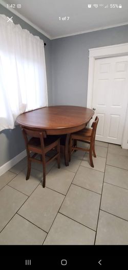 Wood Dinning Table
