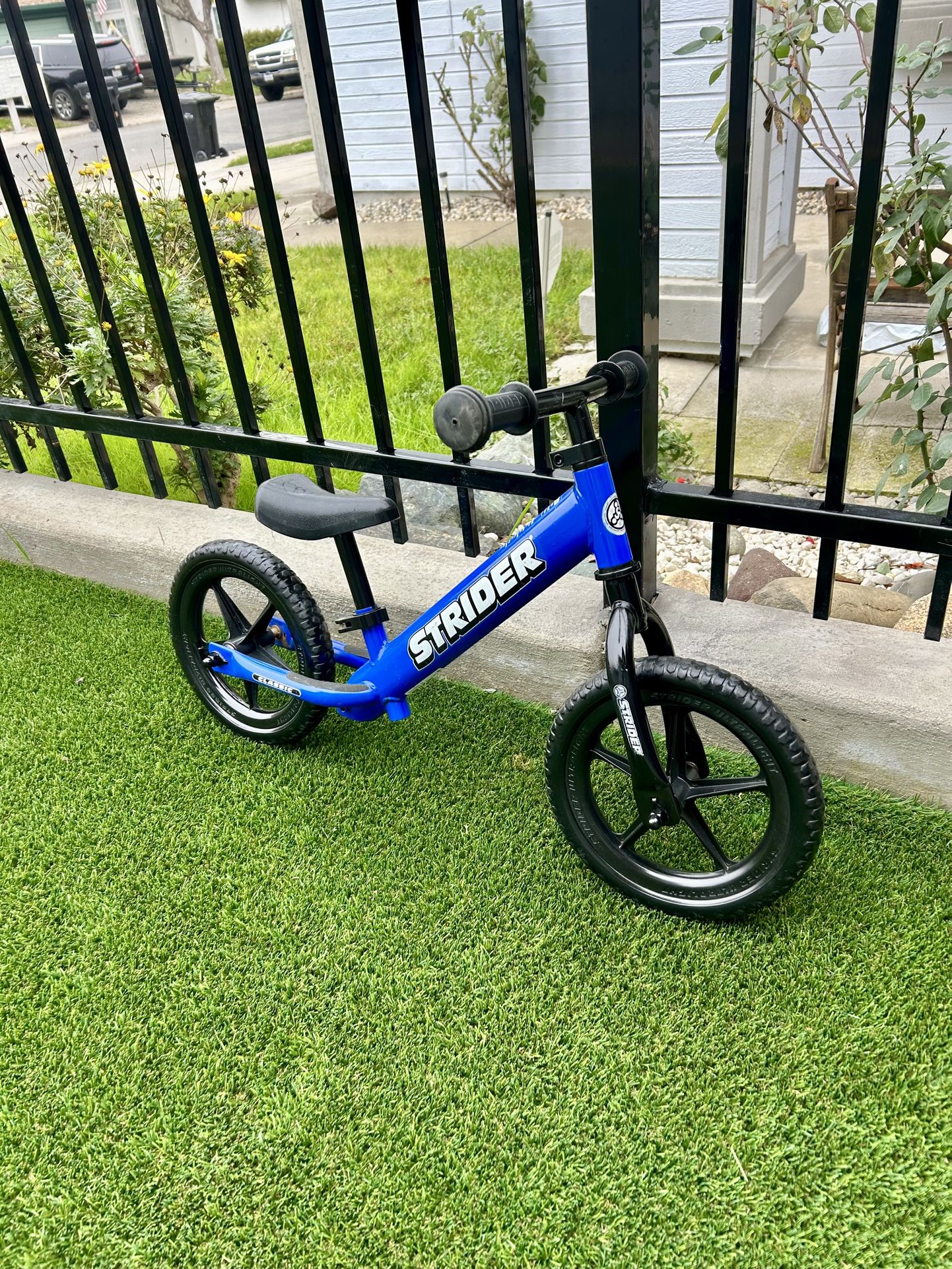 STRIDER KIDS BALANCE BIKE 12” Wheels