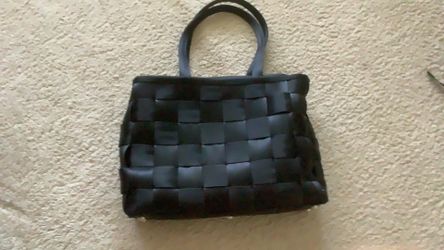 Harvey’s original seatbelt bag used