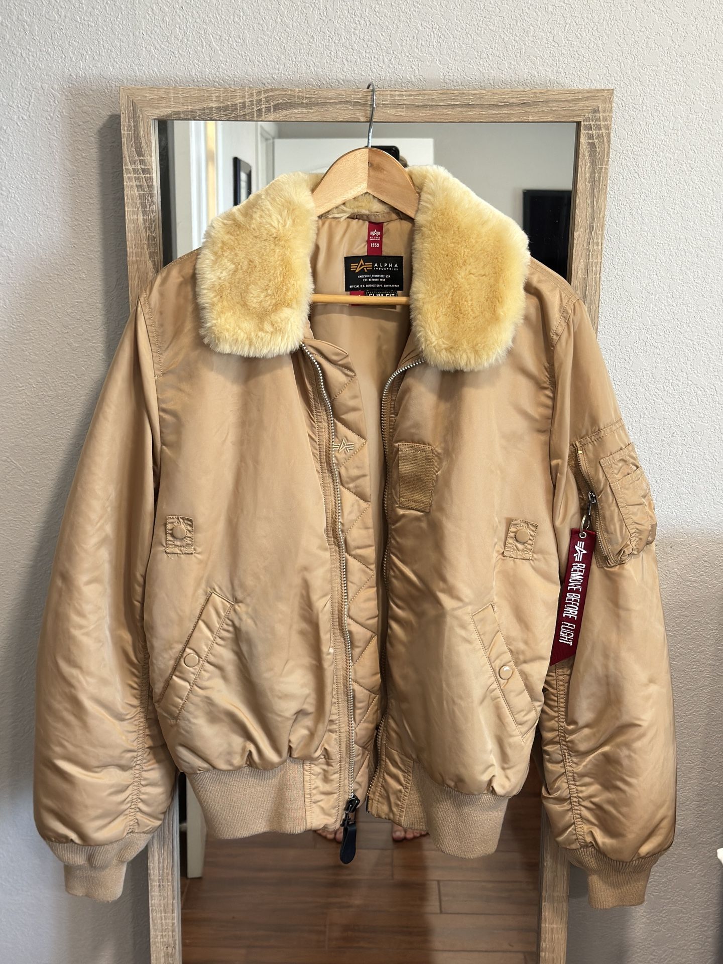 Alpha Industries Jacket Men B 15 Flying L/G Slim Fit Tan Faux - Main Image