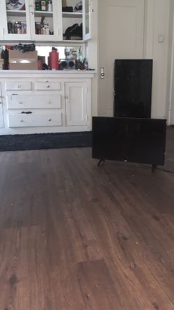 25 inch LG  TV