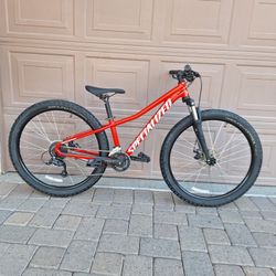 SPECIALIZED ROCKHOPPER SPORT 27.5 INCH MOUNTAIN BIKE LIKE NEW ( EXTRA SMALL) CHECK MY OTHER BIKES 
