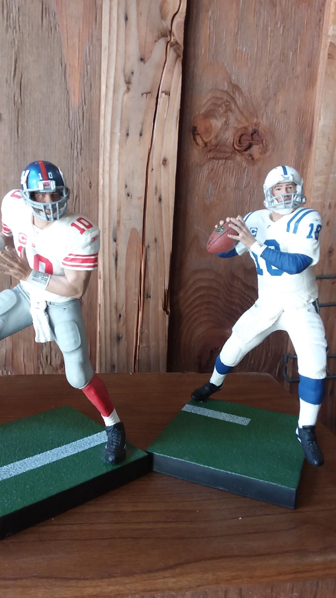 Manning colts an new York giants collectible toys NFL 2009