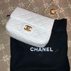 New Designer Bag Quilted Adjustable Chain White Gold