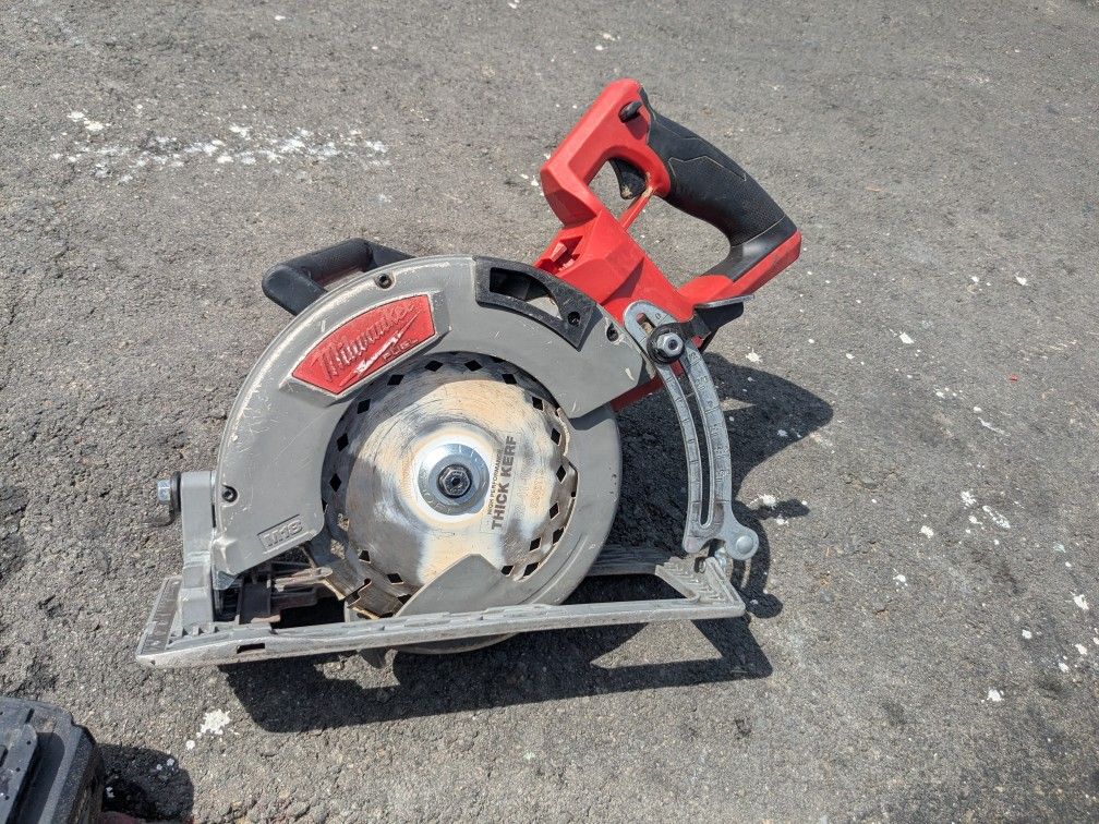 Milwaukee Saw 