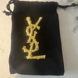Brooche $25