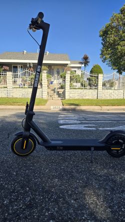 Electric scooter brand new 