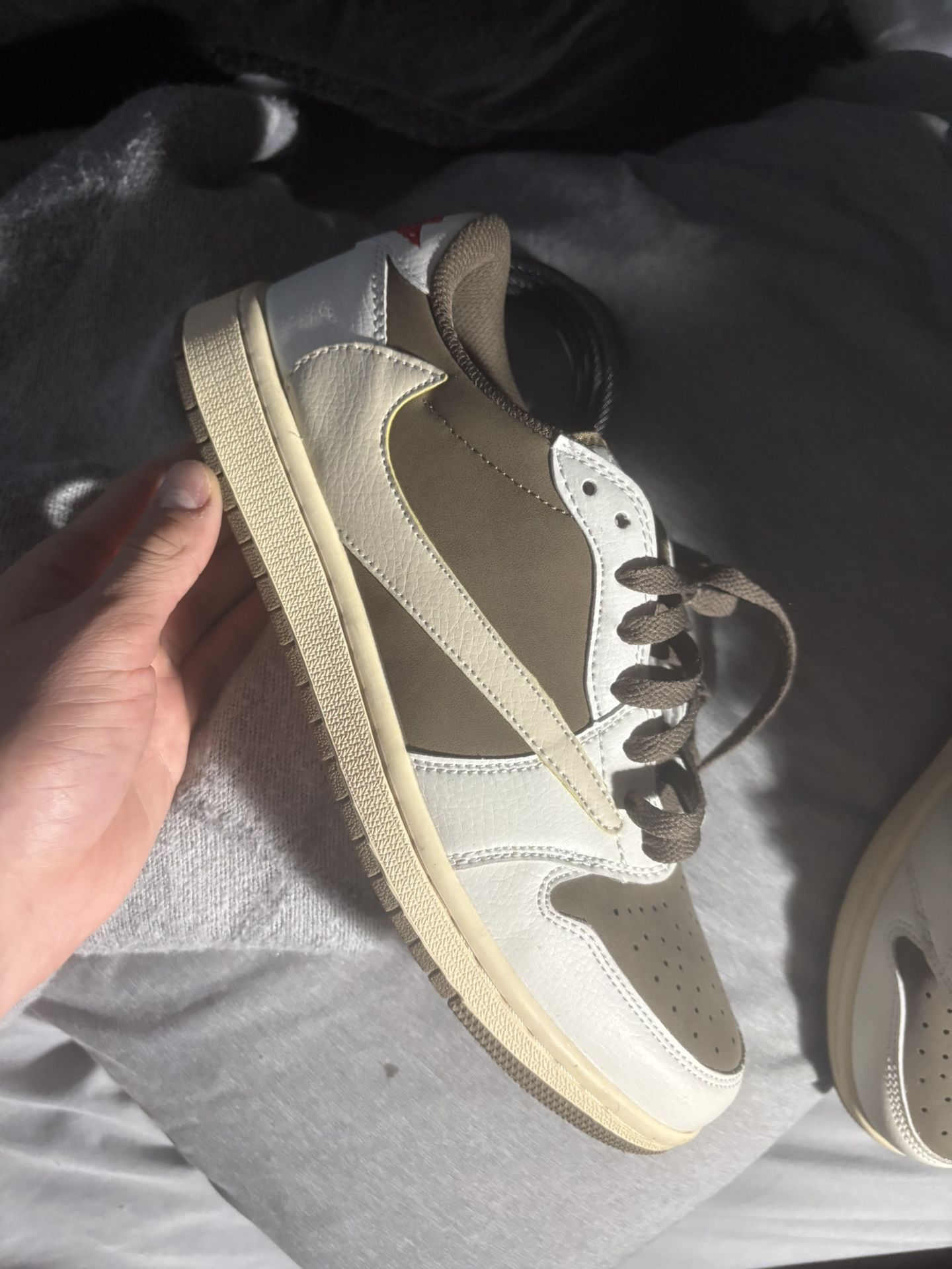 Travis Scott Nike Jordan 1 Lows