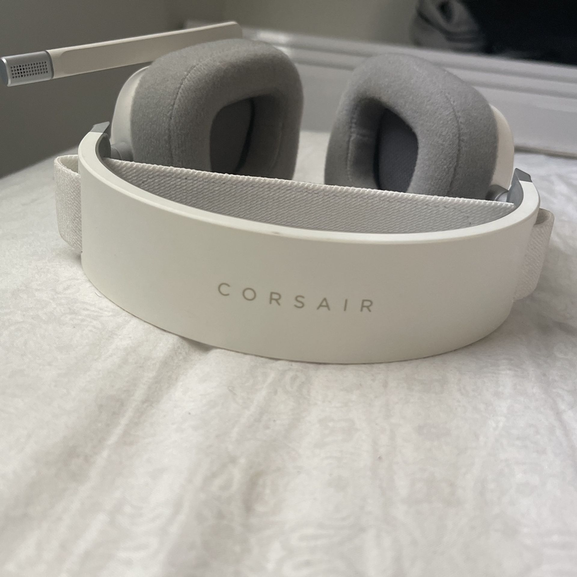  Corsair WIRELESS headset for gaming 