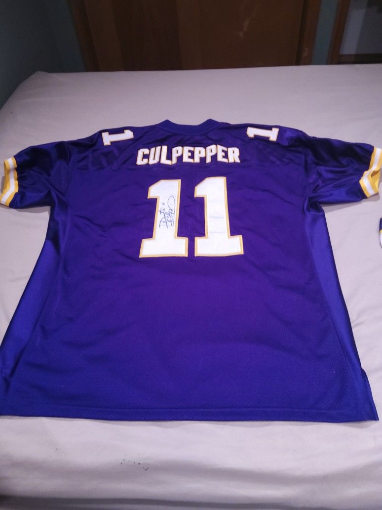 Signed Vikings Dante Culpepper Jersey $125.00