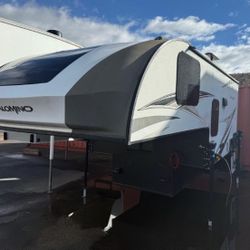 2021 Palomino Backpack Edition HS 8801