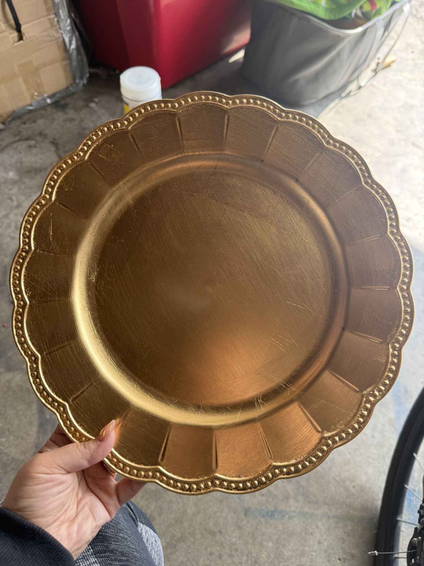 Beaded Scallop Gold Charger Plates