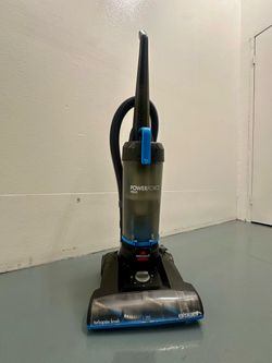 Bissell Power Force Helix Vacuum Clean smoke and pet-free home. Less than 1 year old. Works perfectly.